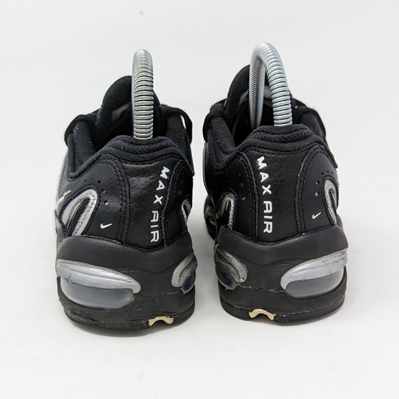Nike Boys Air Max Tailwind IV BQ9810-002 Black Running Shoes Sneakers Size 4Y - Picture 4 of 9